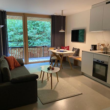 Stilvolle Ferienwohnung Direkt An Der Skipiste Flims Ngoại thất bức ảnh