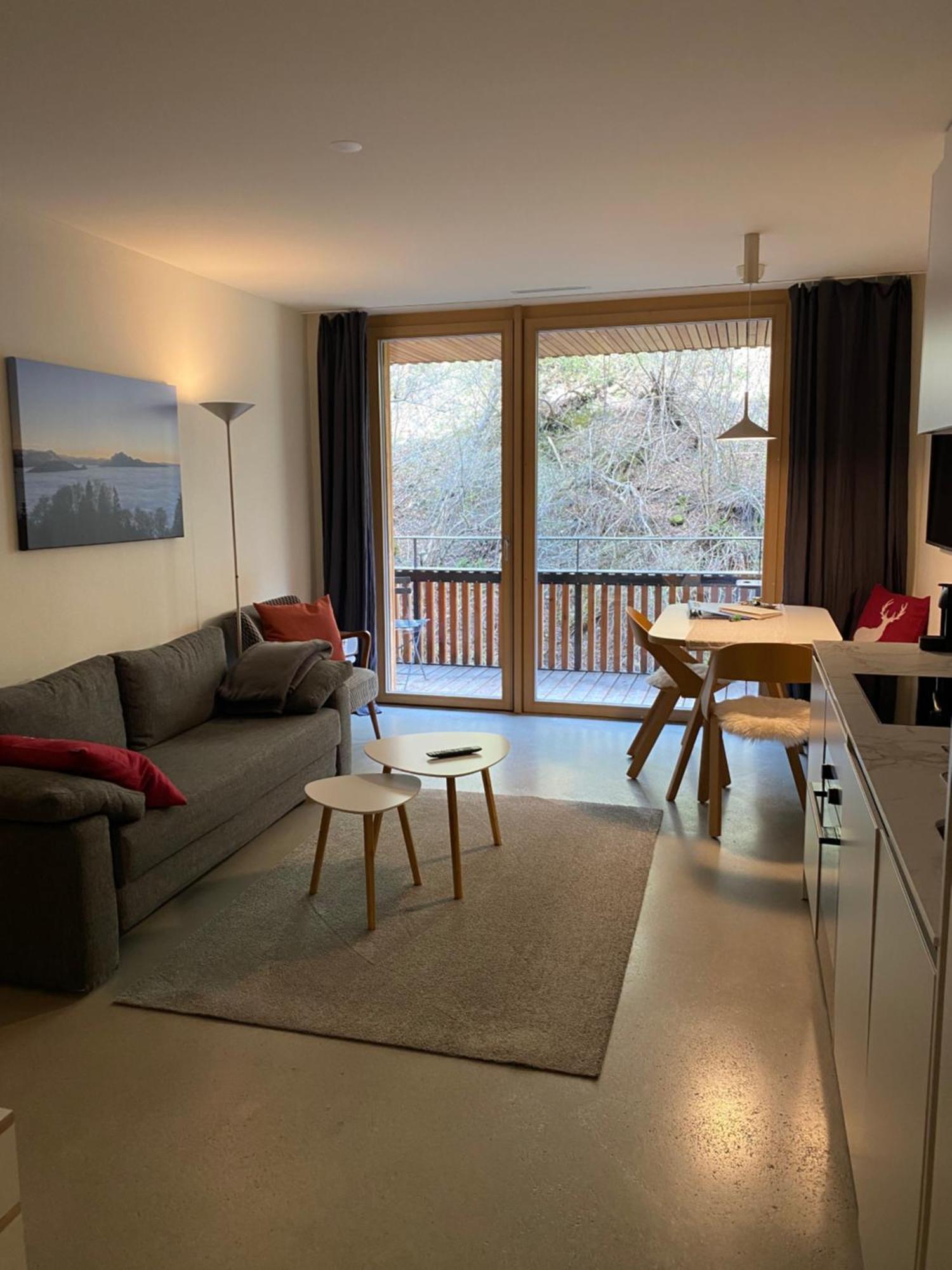Stilvolle Ferienwohnung Direkt An Der Skipiste Flims Ngoại thất bức ảnh