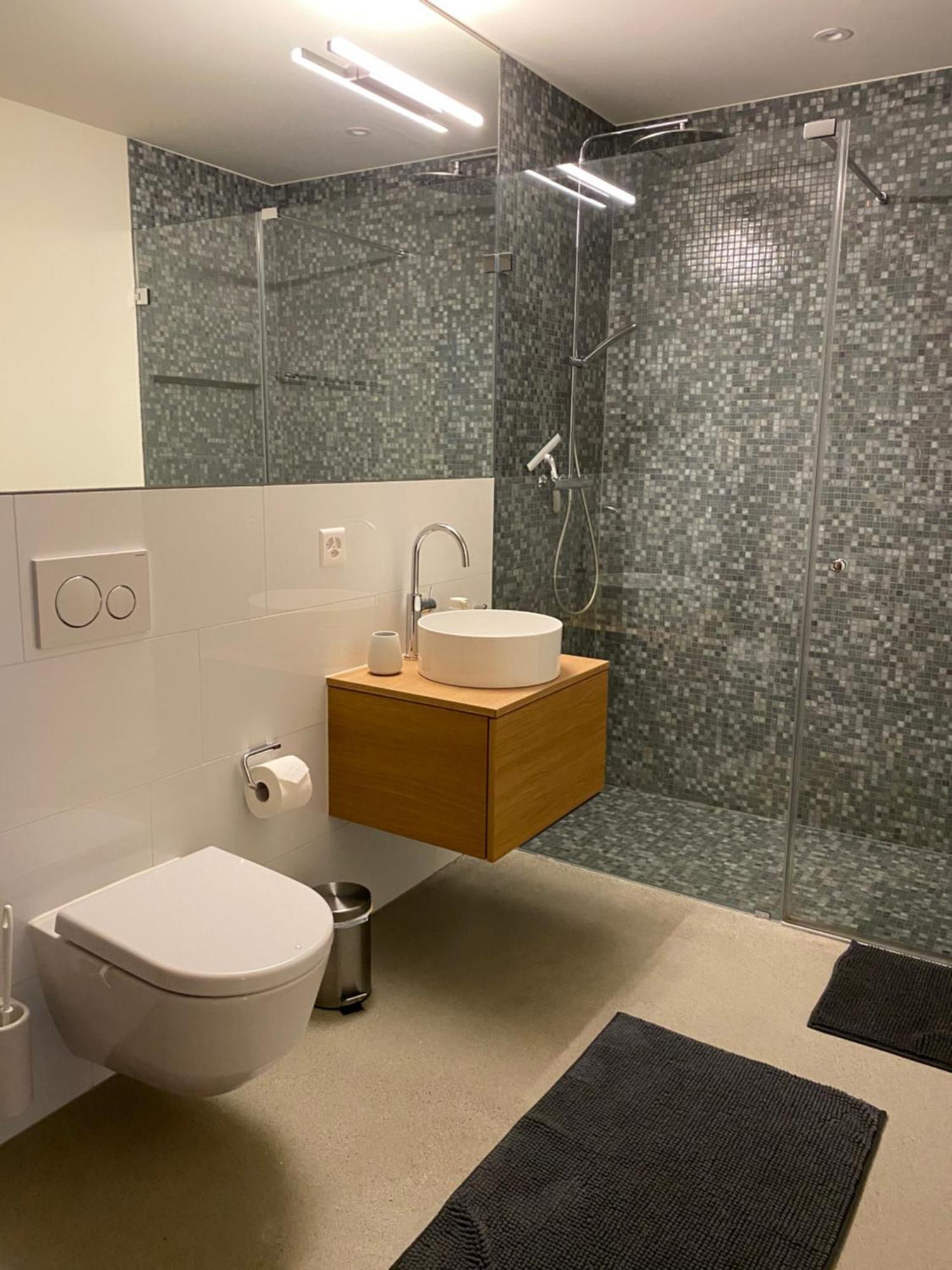 Stilvolle Ferienwohnung Direkt An Der Skipiste Flims Ngoại thất bức ảnh